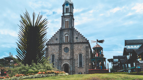 imagem capa Igreja Matriz São Pedro em Gramado RS