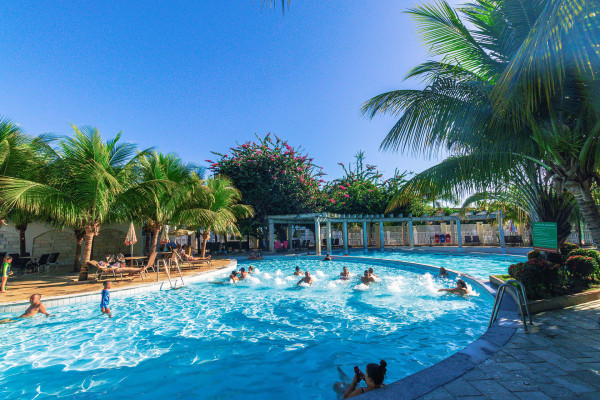 Imagem representativa: Como é a temperatura das águas em Caldas Novas no inverno?